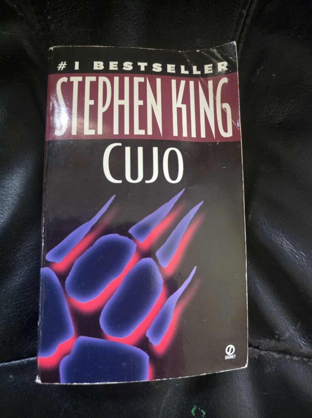 Cujo by Stephen King Signet Paperback First Printing 1982 Mass Printing